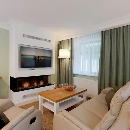 Waldschloss App 1 * 塞巴特黑灵斯多夫